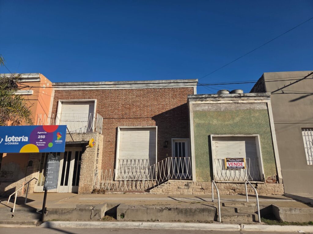 Oportunidad de Inversión – Casa a Reciclar en Pleno Centro